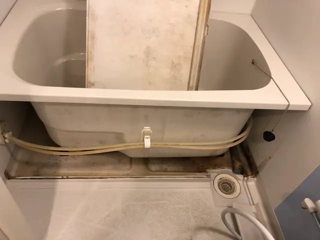 非喫煙者対応！浴槽下高圧洗浄無料！！サービスの画像