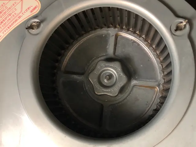 【女性スタッフ同行可能】外注なし・予約から施工まで100%自社対応！サービスの画像