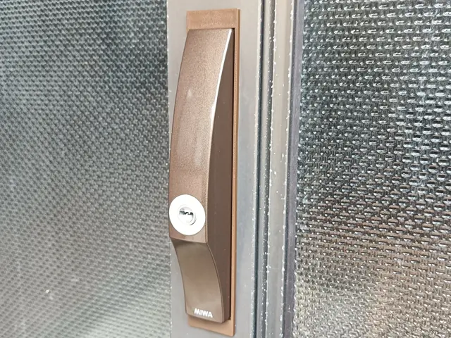 【鍵屋歴15年作業実績12000件以上】緊急対応OK 私がお伺いします！サービスの画像