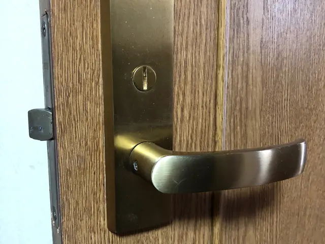 親切丁寧な対応！作業実績豊富な店長の私が伺います！クレジットカード対応！サービスの画像