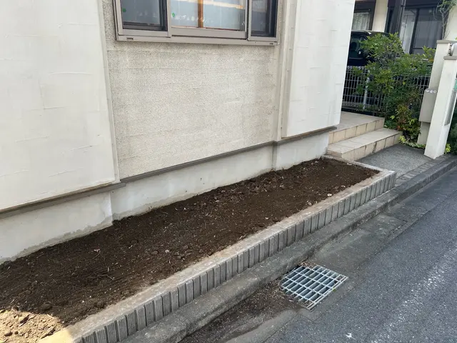 【冬季の伐採・抜根】荒れたお庭もスッキリ◎涼の空間と木のぬくもりを◎サービスの画像