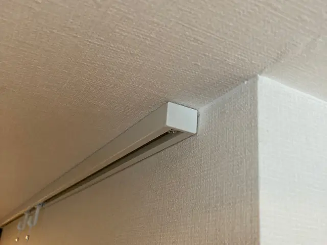 【窓装飾プランナーがお伺い】ピクチャーレールのご提案、採寸等のご相談も可能です！サービスの画像