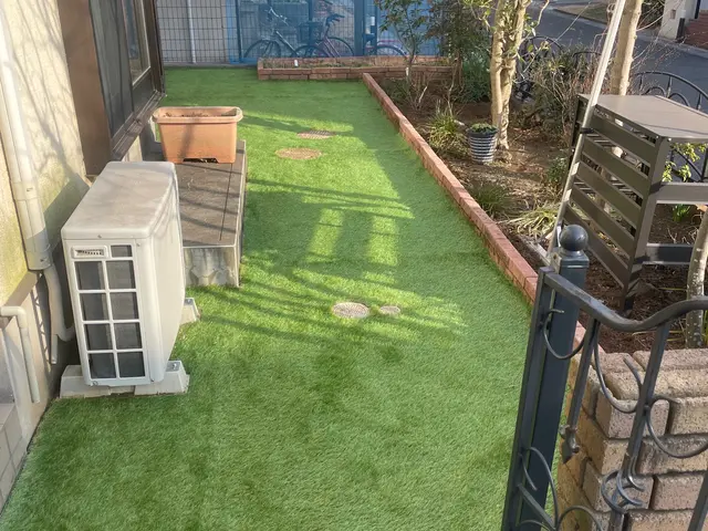 人工芝施工致します！天然芝剥がし処分もお任せ下さい！サービスの画像