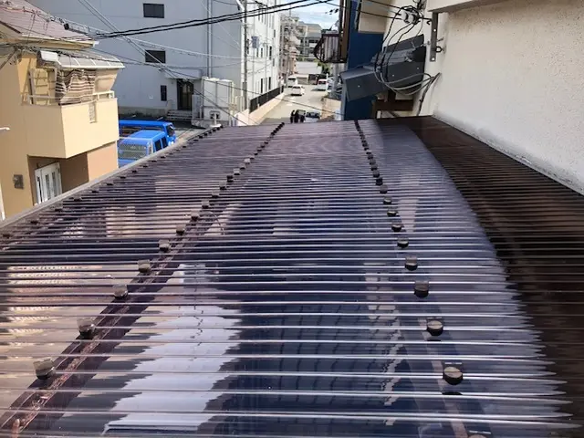 波板張替え工事、部分補修もご対応致します！サービスの画像