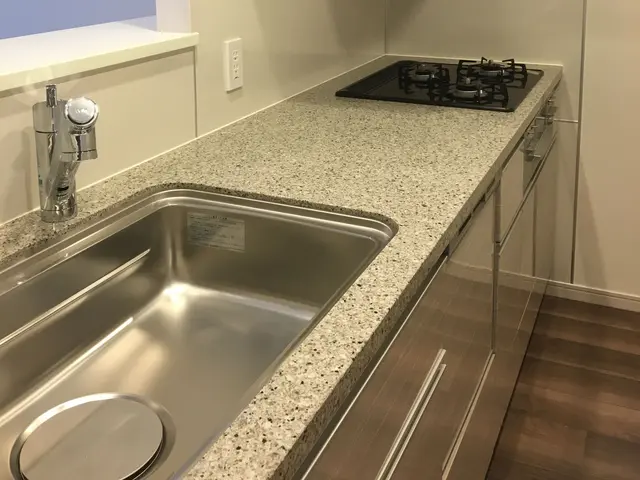 ☆フローリングワックスサービス！☆各種オプションもご用意！同時施工でお値引き！サービスの画像