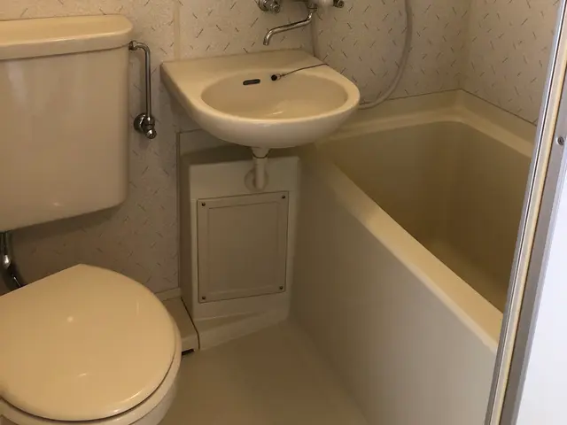 ☆フローリングワックスサービス！☆各種オプションもご用意！同時施工でお値引き！サービスの画像