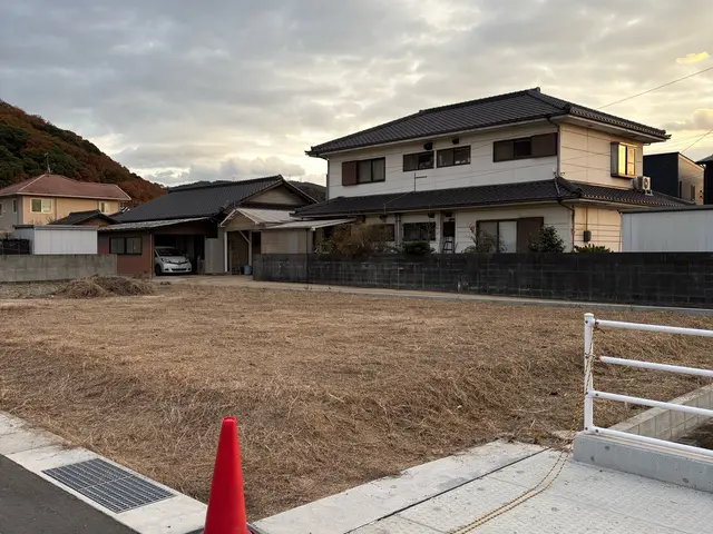 まずはご相談を！【便利屋の下刈り作業！】立ち合い無し、留守宅対応可能◎サービスの画像