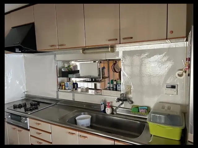 キッチンパネル施工のみ（別途で材料手配も可能）施工想定2面（正面及び左or右）サービスの画像