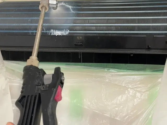 秋カビ繁殖を防ぎましょう！今がお得です☆おしどり夫婦でお伺いします☆サービスの画像