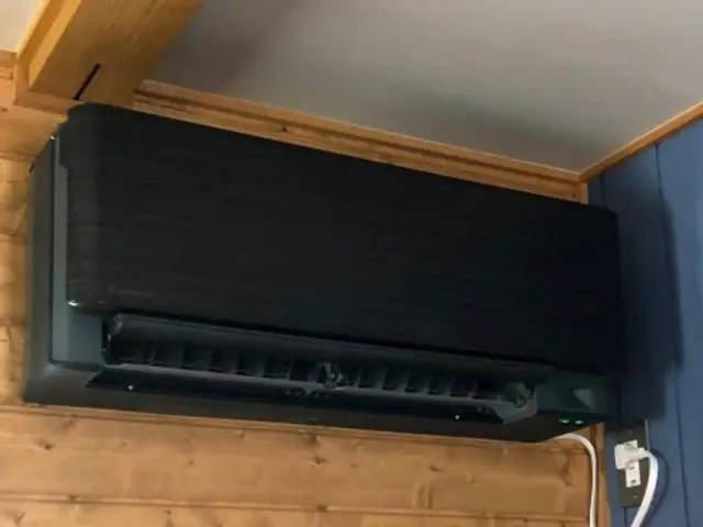 エアコン取付  隠ぺいエアコン業務用のエアコン　有限会社関東システムにお任せをサービスの画像