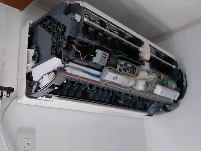 エアコン専門店！綺麗な空気で快適に☆ご予約受付中！サービスの画像