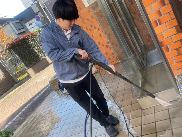 【10/24.25空きあり！】高圧洗浄機×力強いブラシング！窓もセットも可能！サービスの画像