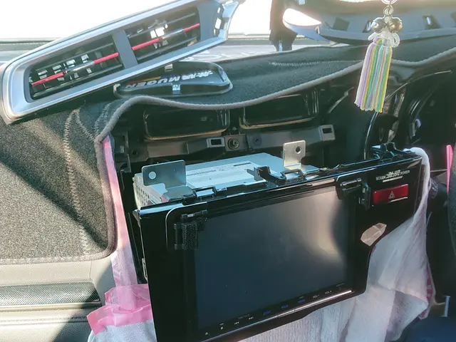 作業外注は一切なし◎損害保険加入済で万が一の際にも安心です！サービスの画像