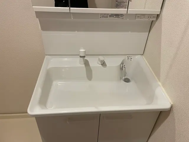 夜間・早朝対応可◎細部まで徹底クリーニング！汚れ具合や劣化具合で臨機応変に対応サービスの画像