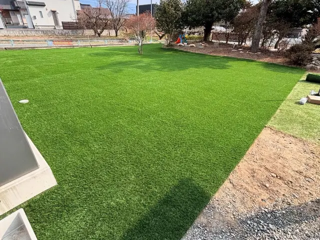 『人工芝専門』12月多少空き有。内容によっては2月着工。早めのご相談をサービスの画像