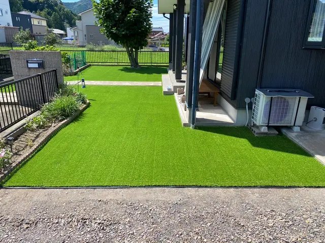 『人工芝専門』12月多少空き有。内容によっては2月着工。早めのご相談をサービスの画像