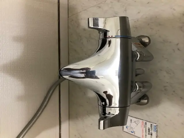 ☆ 浴室の床汚れ、壁の水垢、カビ気になりませんか☆サービスの画像