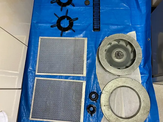 ◆年中無休◎尾道市中心・地域密着店◎女性スタッフ同行可能◎仕上がり保証ありサービスの画像