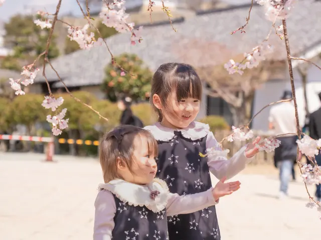 【家族に寄り添う幸せを呼ぶカメラマン】ご家族の未来に笑顔を残します