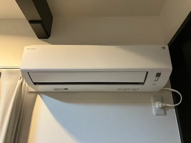 エアコン取付・女性スタッフ同行可能・親切丁寧・第一種電気工事士が伺います。サービスの画像