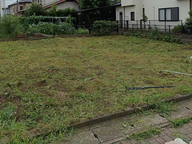 機械草刈り機で超スッキリ!!近隣トラブルや防犯、害虫対策にも!立ち会い不用OK!サービスの画像