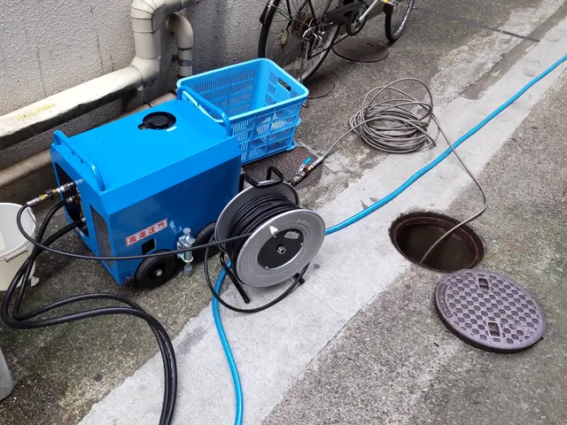 【禁煙】高圧洗浄します。【詰まり】【悪臭】にも対応！サービスの画像