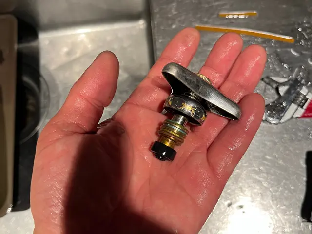 水漏れ修理、交換、お任せ下さい！各種クレジットカード、PayPay払い対応(^^サービスの画像