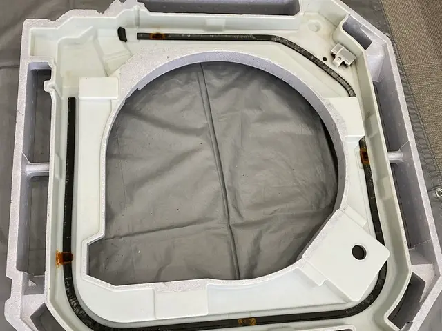 天カセ、天井吊りエアコンお任せください。サービスの画像