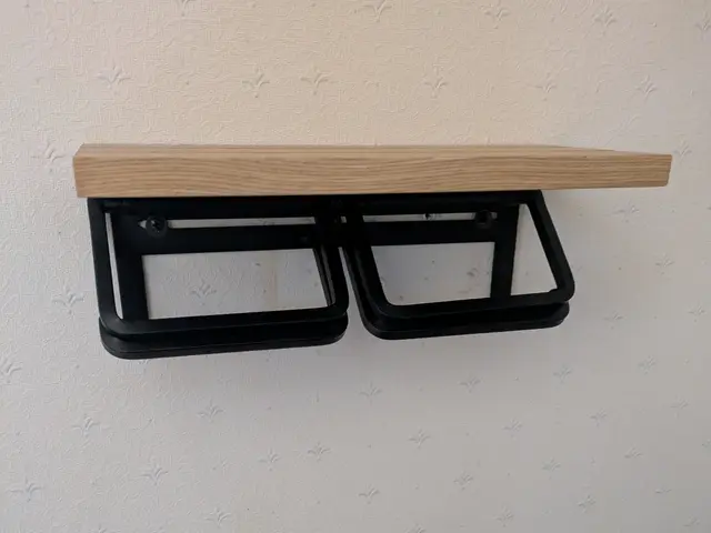 ペーパーホルダー・タオルハンガーなど　その他住宅小物の取付も承ります！サービスの画像