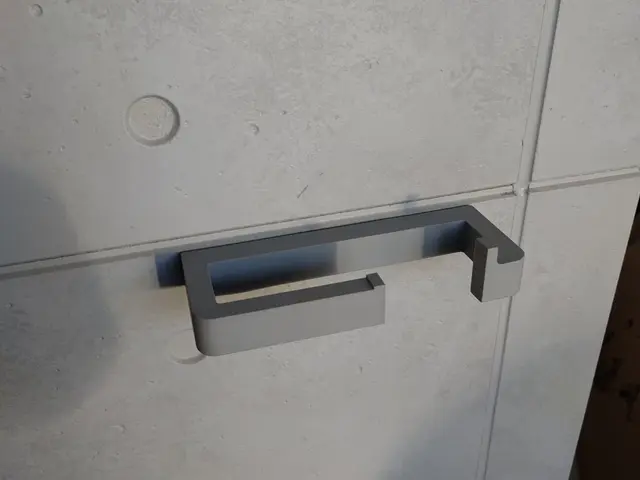 ペーパーホルダー・タオルハンガーなど　その他住宅小物の取付も承ります！サービスの画像