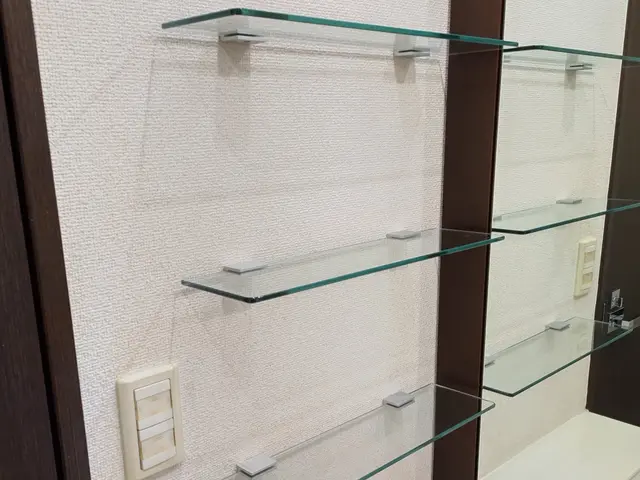 ペーパーホルダー・タオルハンガーなど　その他住宅小物の取付も承ります！サービスの画像