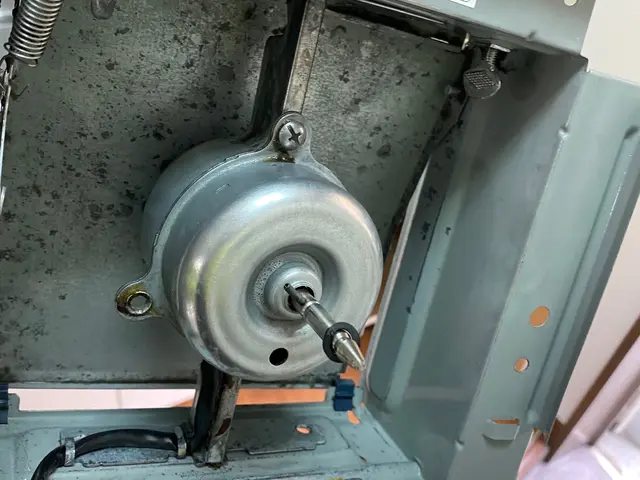 ガンコな油汚れも徹底的に洗浄！　換気効率も上がりますので必見です♪サービスの画像