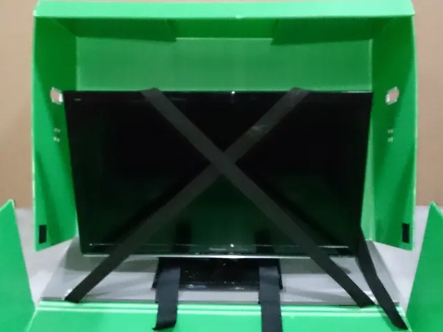 作業外注一切なし◎損害保険加入済みで安心！訪問時の駐車場代は当店が負担しますサービスの画像