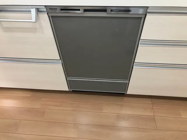 【断られた案件も当店にご相談！】事前のお見積もり通り、追加料金なし安心施工です。サービスの画像