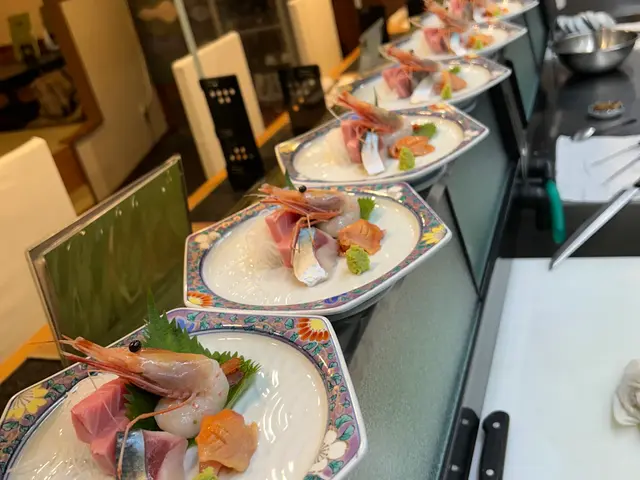 寿司40年の匠が贈る本格和食とマグロ解体ショー！常連様に愛され続けるお店の味！