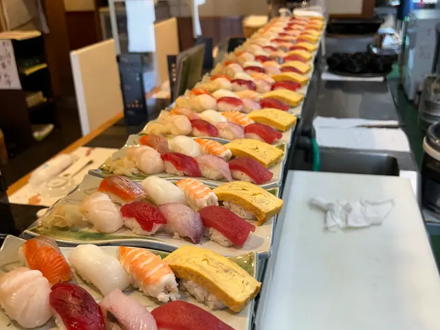 寿司40年の匠が贈る本格和食とマグロ解体ショー！常連様に愛され続けるお店の味！