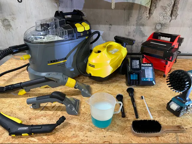 【洗車店の手作業車内清掃！】安心の洗剤で汚れも臭いもスッキリ！サービスの画像