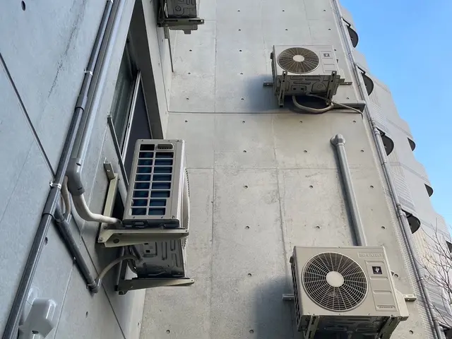 【業歴16年の実績】標準工事から特殊工事までエアコン工事の事はお任せ下さい！サービスの画像