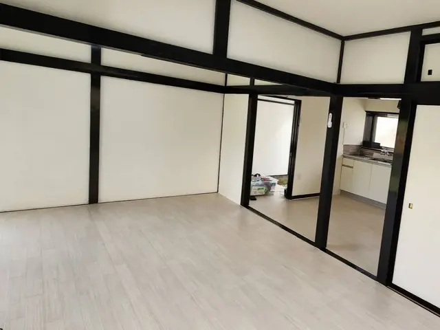 専門スキルで古くなってしまったクッションフロアをきれいに生まれ変わらせます！サービスの画像