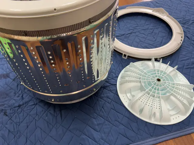 毎日使用する洗濯機を認定有資格者のプロの清掃でピカピカに☆【ドラム式対応可】サービスの画像