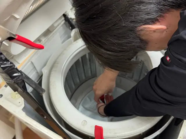 毎日使用する洗濯機を認定有資格者のプロの清掃でピカピカに☆【ドラム式対応可】サービスの画像