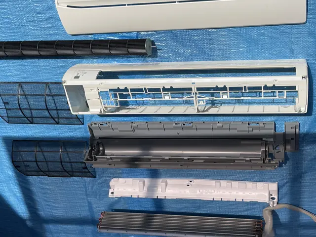 【あなたのエアコン、ガスが漏れていませんか？】修理して 冷えなければ無料！サービスの画像