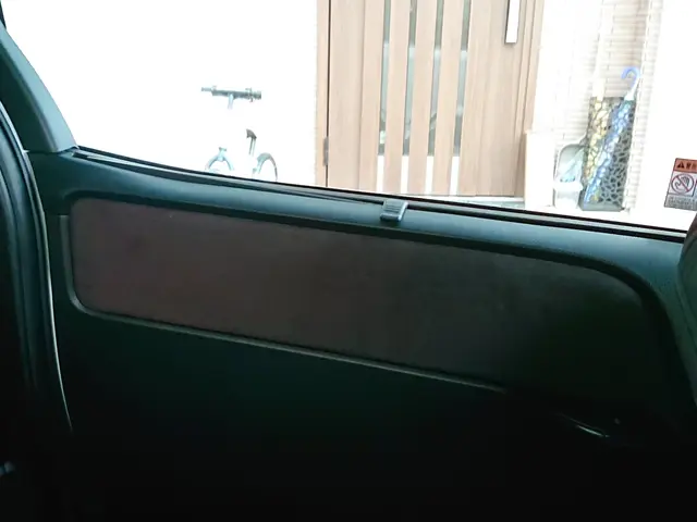 作業外注は一切なし◎損害保険加入済で万が一の際にも安心です！サービスの画像