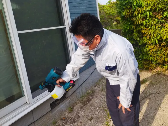 アリ駆除　業界歴１８年　迅速丁寧に駆除致します。サービスの画像