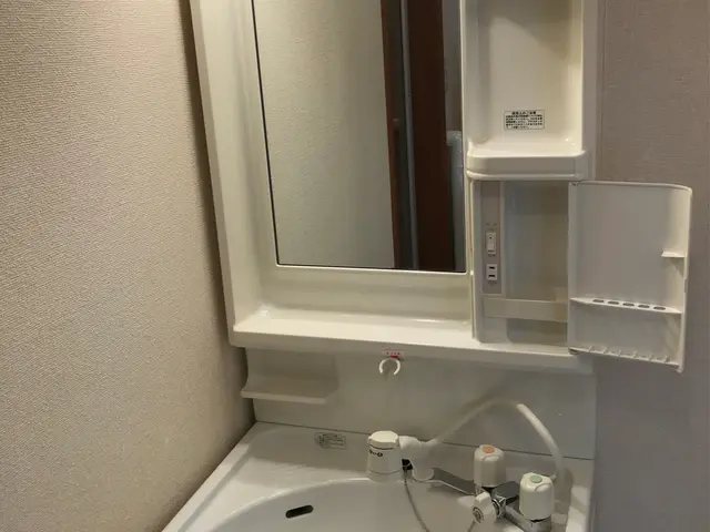 女性スタッフ同行可◎損害保険加入済み◎営業時間外・対応地域外もご相談歓迎！サービスの画像