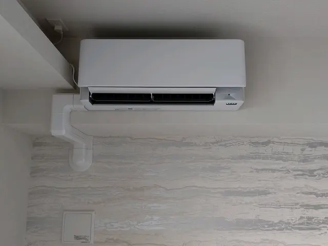 標準取り付け配管セット4m付属！画像送信にて正確なお見積もりをさせて頂きます！サービスの画像