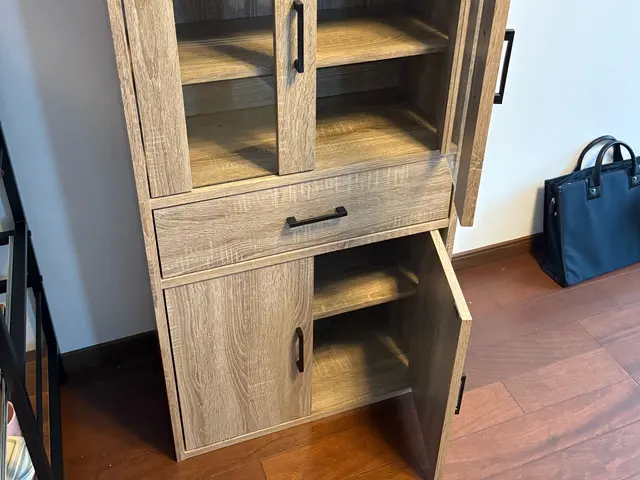 リフォーム大工の知識や経験をいかし家具の組み立ては【内装兄弟】にお任せください!サービスの画像