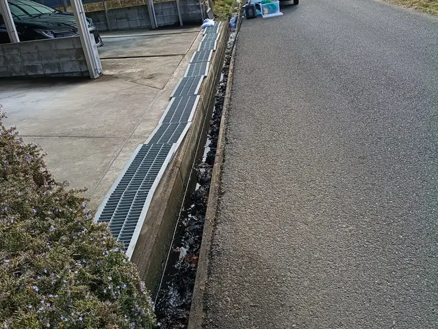 ◆20m以内一律価格◆何が出てきても追加料金無し◆一律33000円◆2mサービスサービスの画像