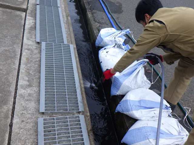 ◆20m以内一律価格◆回収料金含む◆追加料金無し◆33000円から◆サービスありサービスの画像