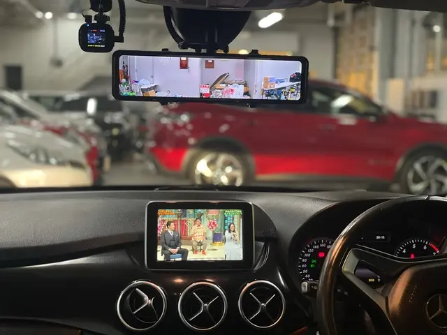 ◆国家2級整備士◆PAYPAY加盟店◆輸入車経験豊富◆自社店舗あり◆年中無休サービスの画像